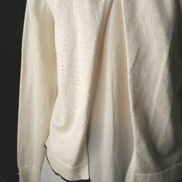 Passport Cream Sweater - Picture 6 of 12